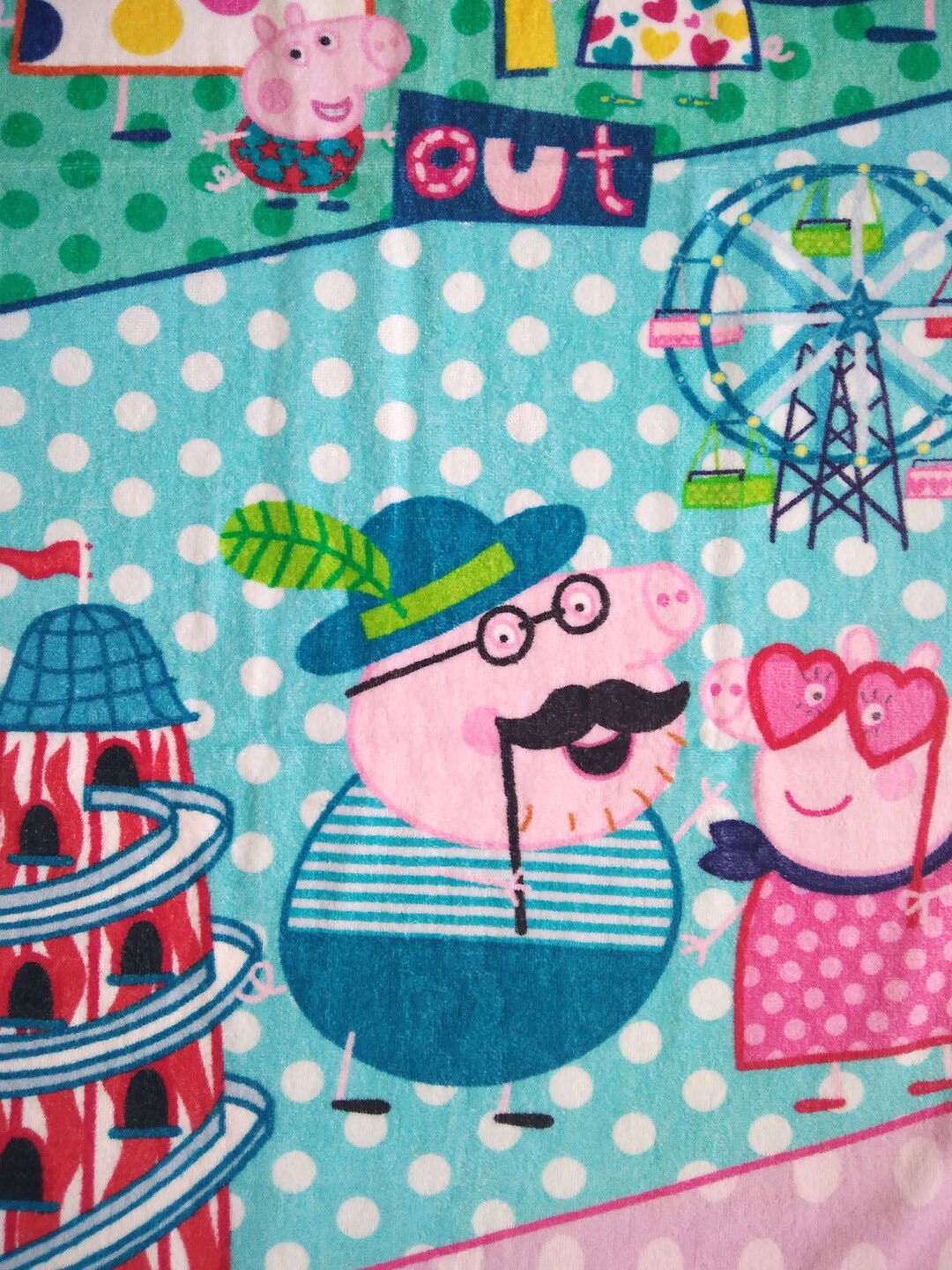 Athom Trendz Pink & Blue Peppa Pig Day Out Printed 350 GSM Cotton Bath Towels (Image - 3)