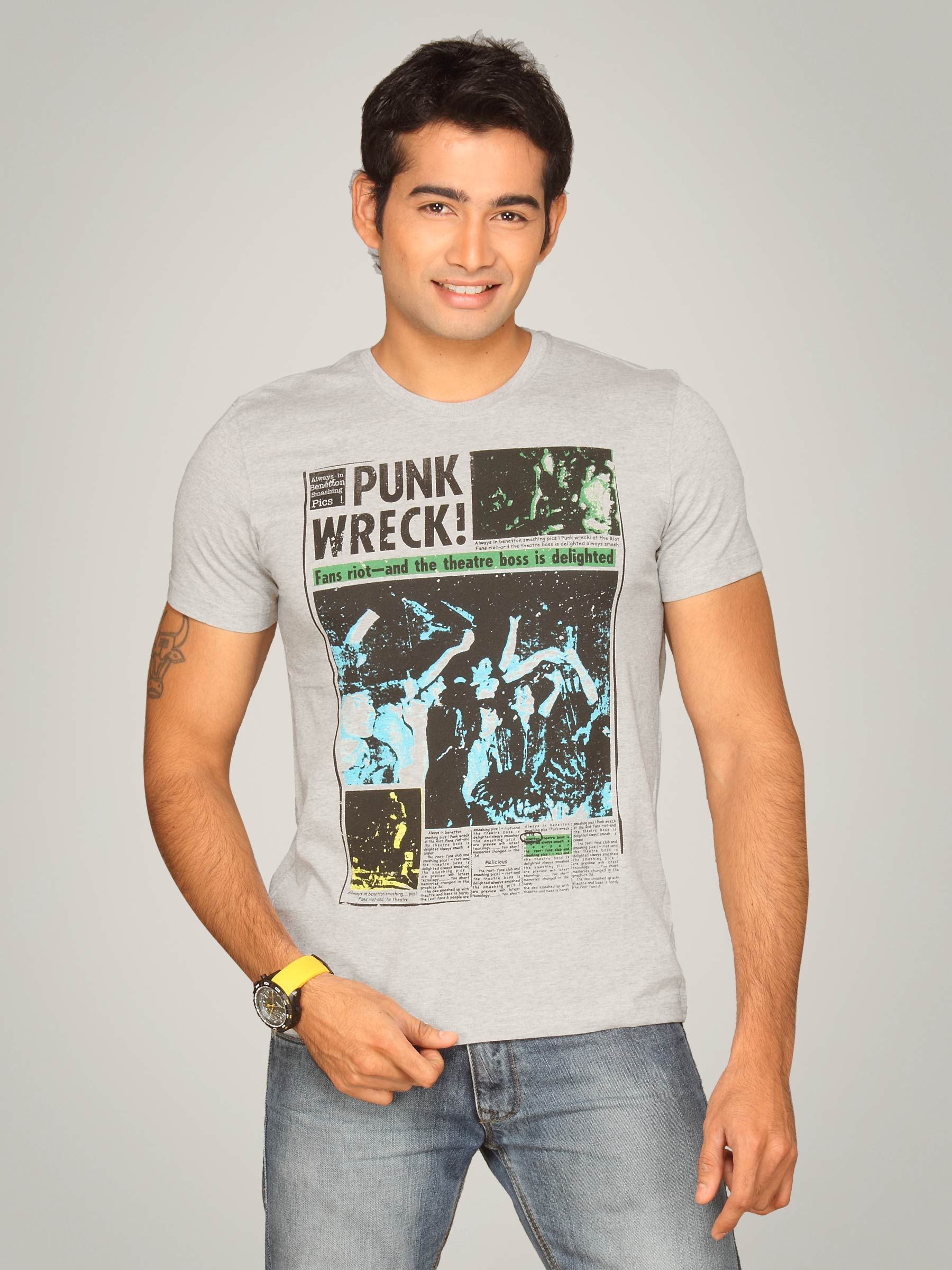 UCB Men's Punk Wreck Print Grey T-shirt