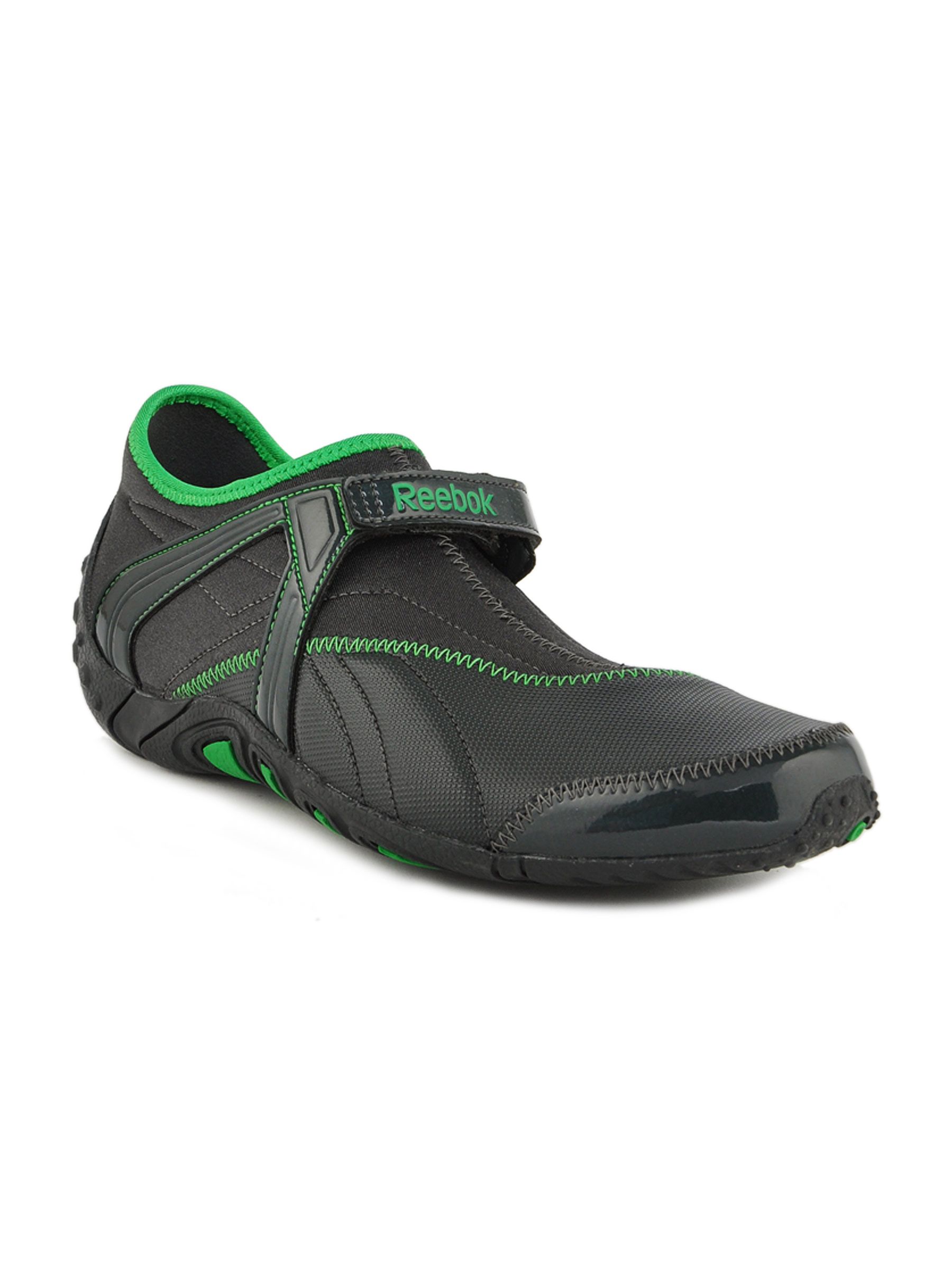 Reebok Men Island Explorer Black Sports Shoes