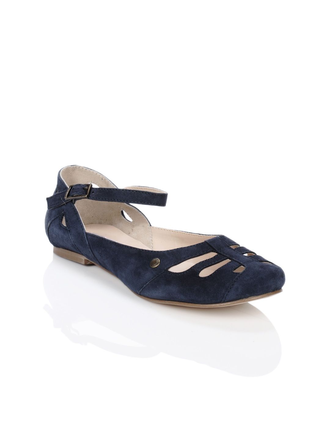 Enroute Women Navy Blue Shoes