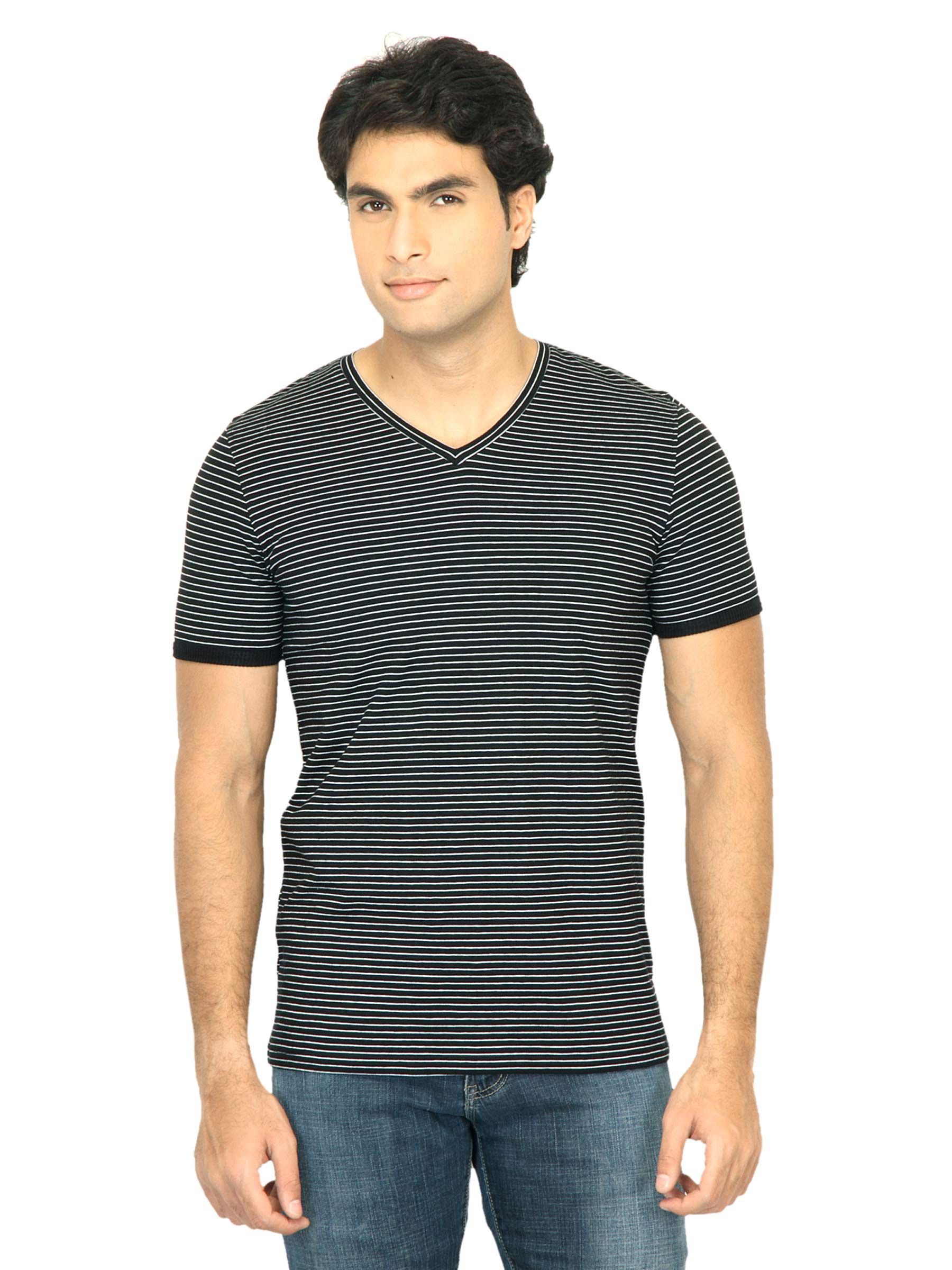 United Colors of Benetton Men Stripes Black Tshirt