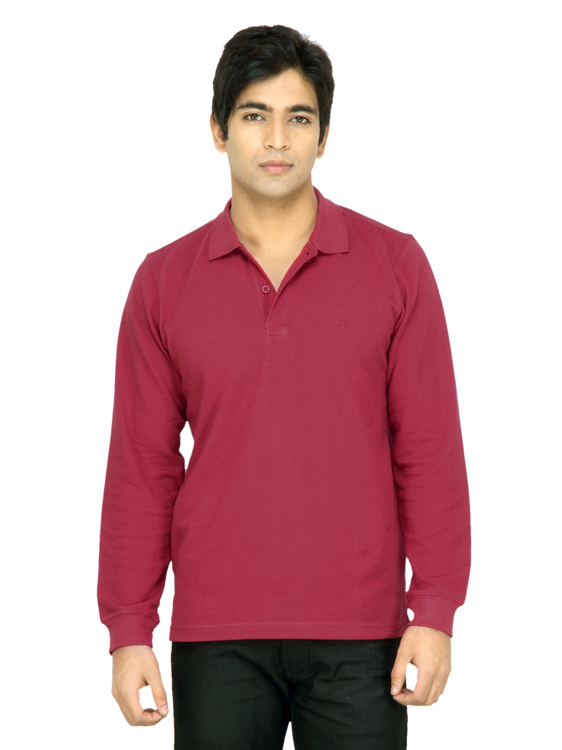 United Colors of Benetton Men Solid Maroon TShirt
