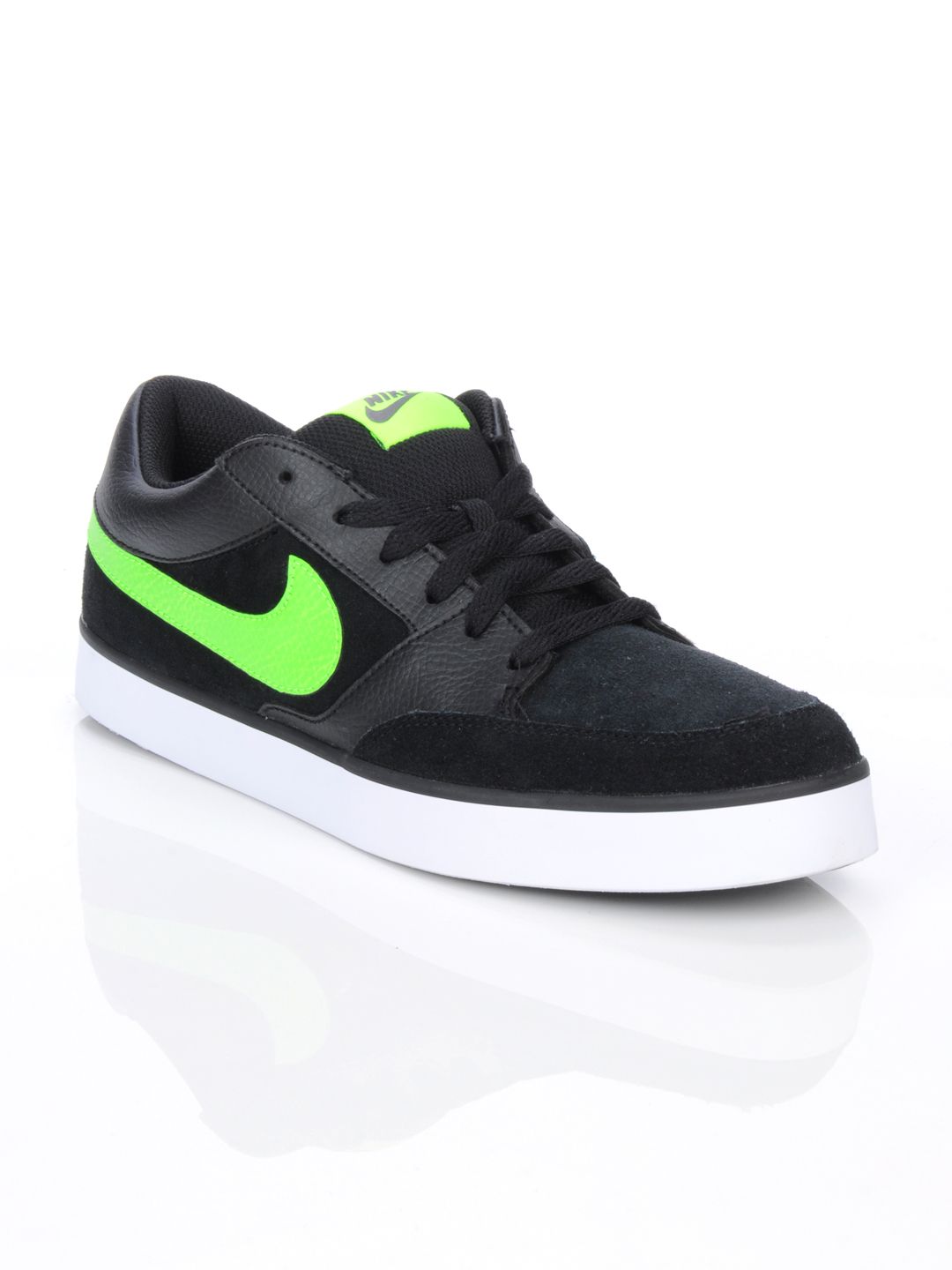 Nike Men Avid Black Shoes