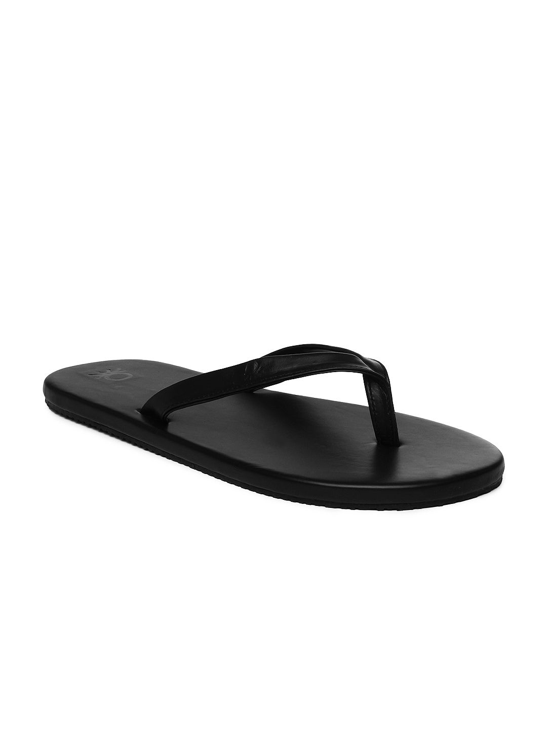 ucb black flip flops