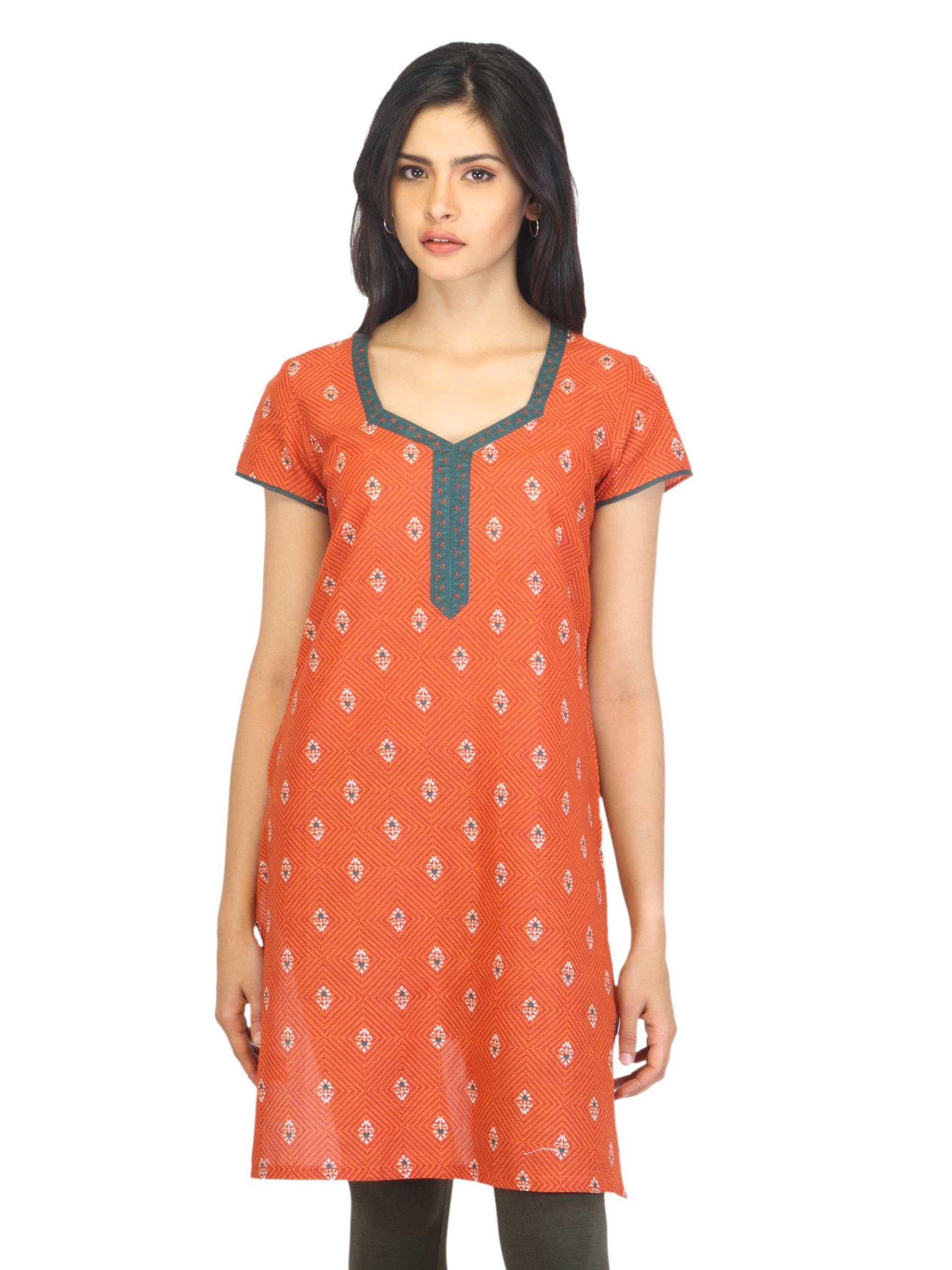Aurelia Women Printed Orange Kurta