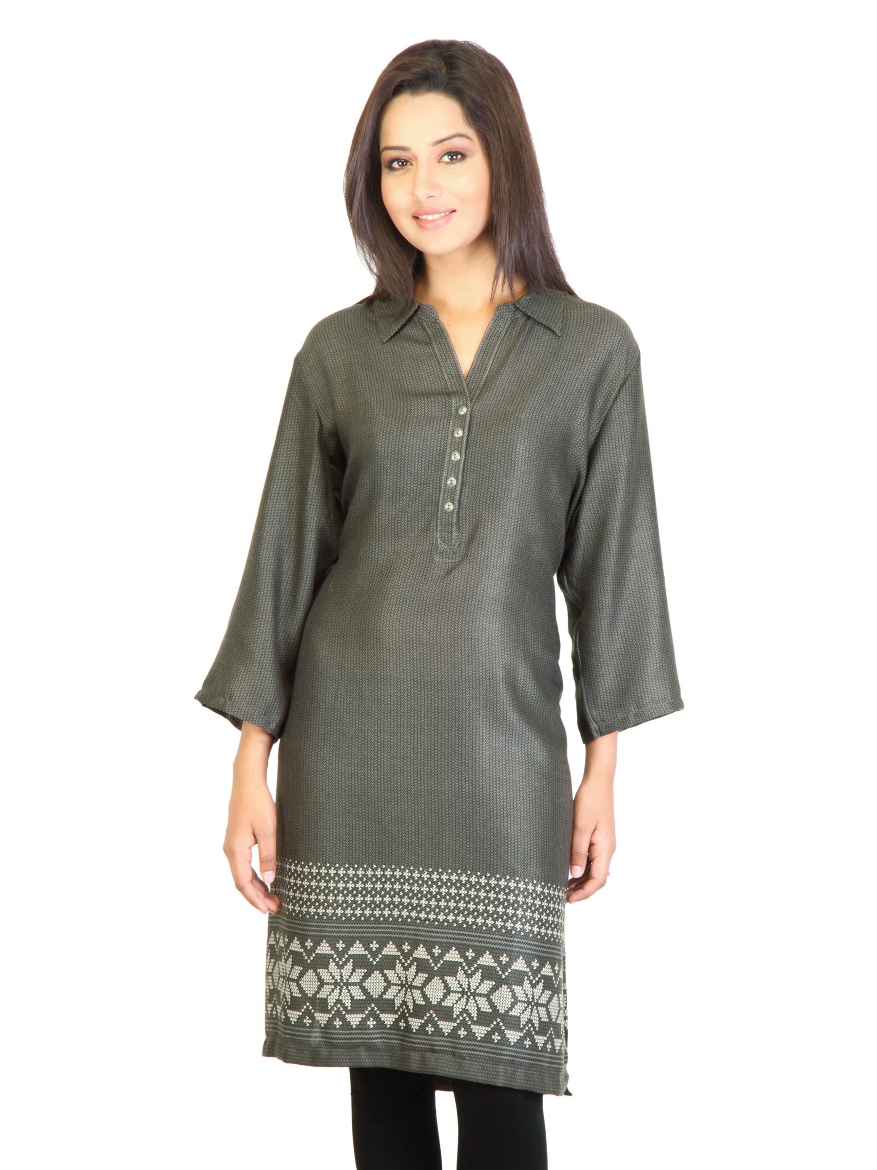 W Women Black Kurta