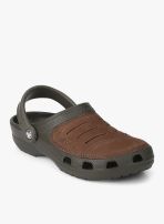 mens crocs bogota clogs