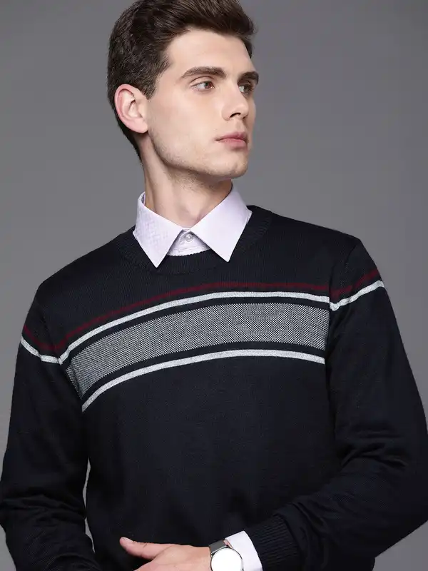 green emerald velvet dress Men's V-Neck Royal Alpaca Sweater Navy / M main image 0