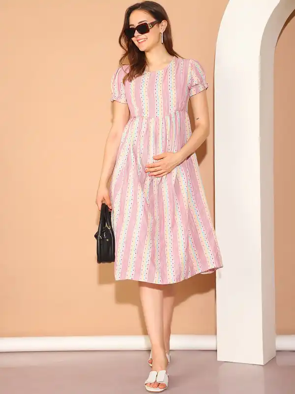 peach fit and flare dress Peach Short Sleeves Lace Fit and Flare Maxi Dress for Women