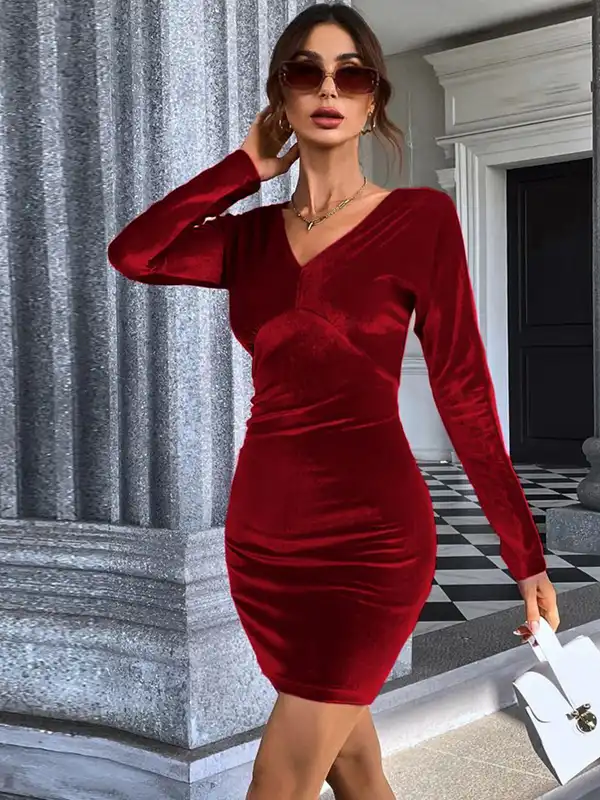 Red Women Dresses Bodycon - Buy Red Women Dresses Bodycon online in India