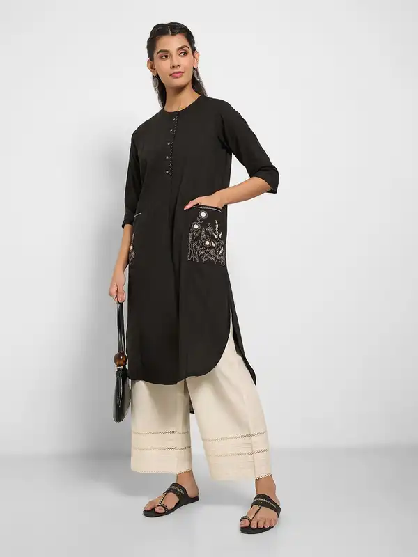 Women Pathani Kurtas - Buy Women Pathani Kurtas online in India