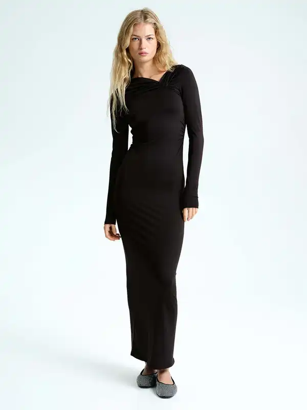 H M Black Solid Dress - Buy H M Black Solid Dress online in India