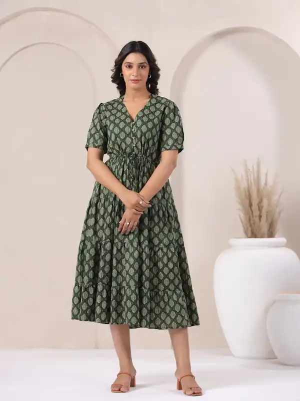 ladies long sleeve party dresses Seta T Women's Wrap V Neck Elegant Cocktail Work Knee Length Dress with Pockets Small Apricot : Clothing, Shoes & Jewelry Up close Pattern:Coral Way Indigo Junior Womens Black &