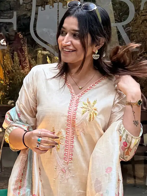 VredeVogel Kurta Donna In Misto Seta Con Dupanta Ricamata - Abito Tradizionale Elegante, Taglie S-2XL