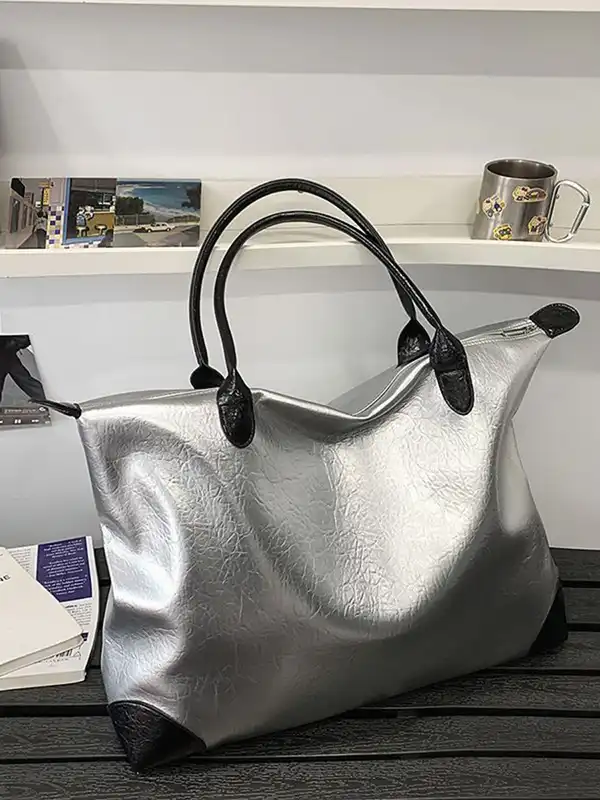 Duffel Bag Men - Buy Duffel Bag Men online in India