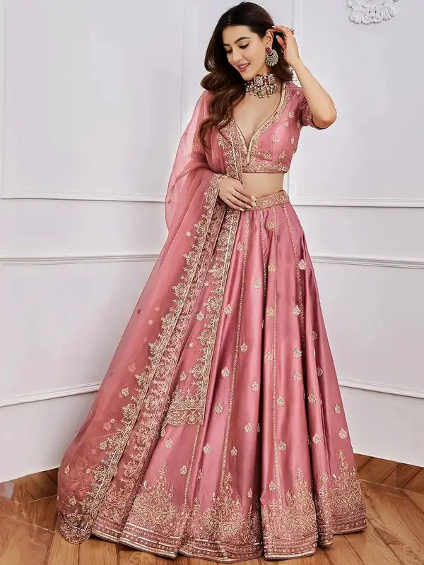 party wear dresses for ladies in india Amazon.com: Shriva Fashion stylish party/wedding night ready to gown type indian dress women (2542) (Purple, 46) : Clothing, Shoes & Jewelry This party wear Indian dress online is available in custom size too Indian Party Wear - Buy
