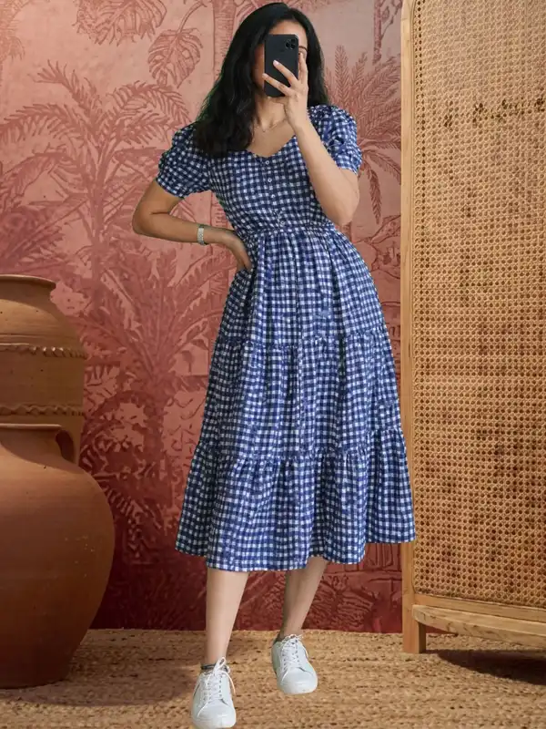 chinese dress ladies Designer Wine Cocktail Gown -Evening Wear for Women in India M main image 1