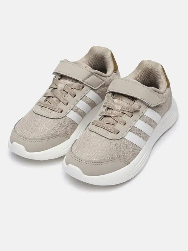Boys Adidas Shoes - Buy Boys Adidas Shoes online in India