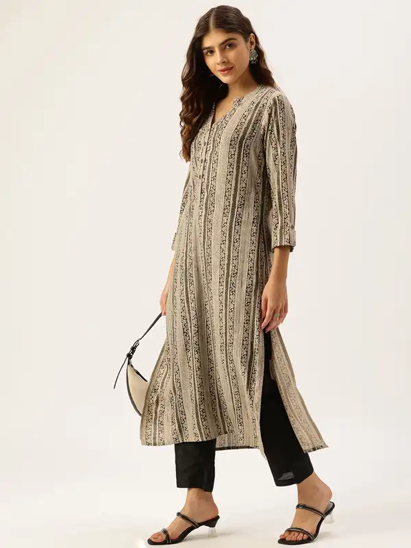 Aurelia Kurta Donna In Poliestere - Stampa Floreale Blu, Modello Dritto Con Collo A Fascia
