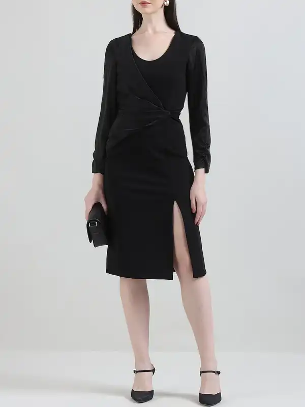 Rinascimento V Neck Dresses - Buy Rinascimento V Neck Dresses online in  India