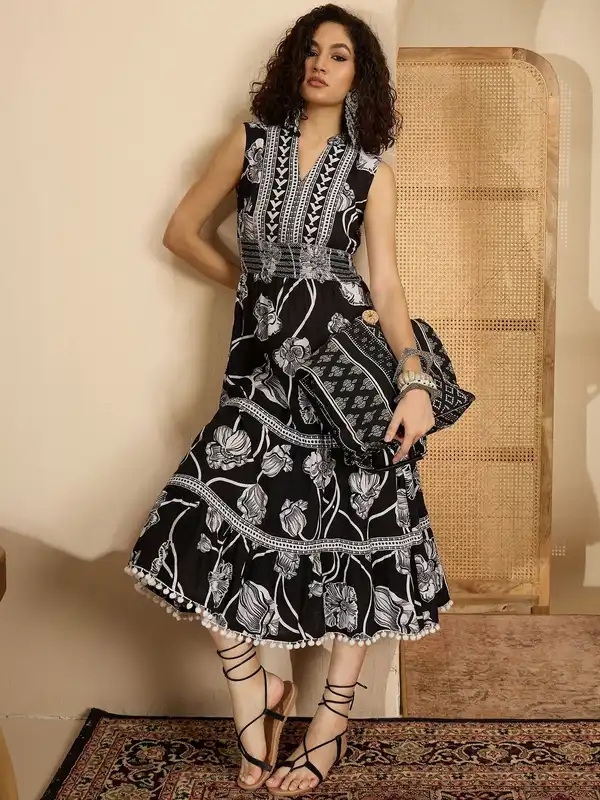 chinese dress ladies Viriber Girls Floral Lace Dress Off Shoulder Flutter Sleeve Bridesmaid  Vintage Formal Cocktail Party Swallowtail Swing Cassual Dresses 7-14  Years(Burgundy,11/12), Burgundy Dress for Girls, 11-12 Years: Buy Online at  Best Price in