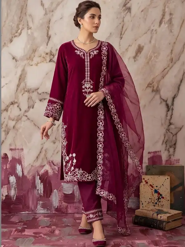 Pakistani Suits Kurtas Sets Dupatta Trousers Set