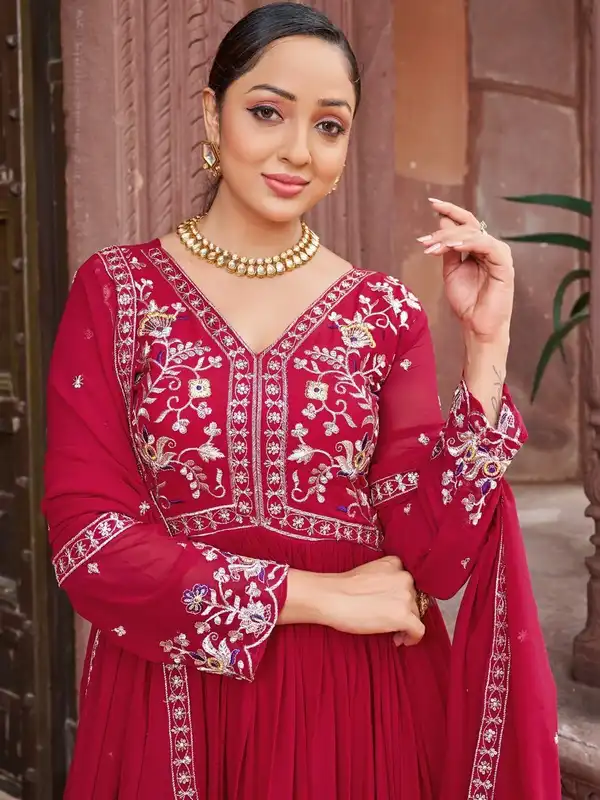 Gown With Dupatta Women - Buy Gown With Dupatta Women online in India Gown With Dupatta Women - Buy Gown With Dupatta Women online in India