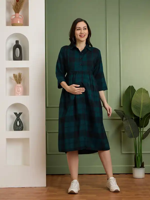 green emerald velvet dress Meagan Green Striped Short Dress main image 1