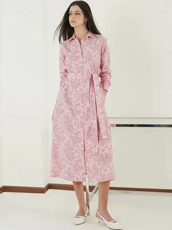 deepika padukone shirt dress Shirt Dresses Are A Must In Every Girl's Wardrobe To Look Stylish And Stay Cosy! Deepika Padukone & Priyanka Chopra's Shirt Dresses For The Steal