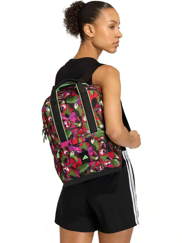 adidas chicago bulls backpack Action Ages 8 and up. Miami Heat Brasilia Nike NBA
