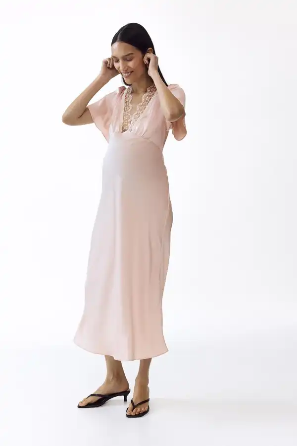 h&m pink satin dress Women's Light pink Flared-Skirt Satin Dress