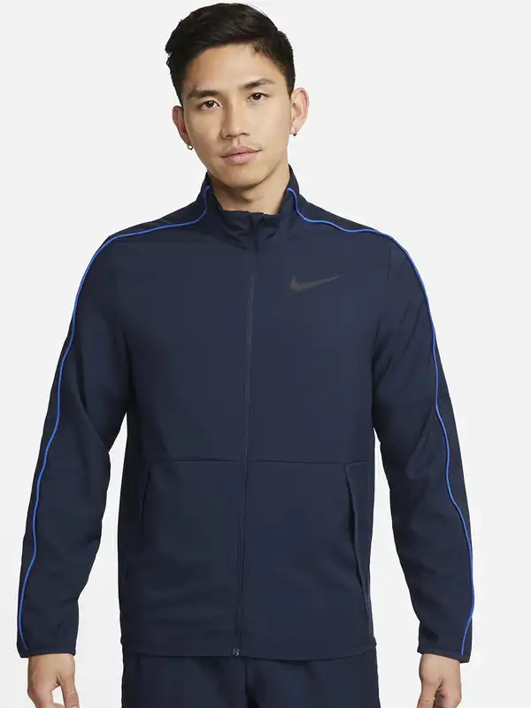 nike jackets myntra