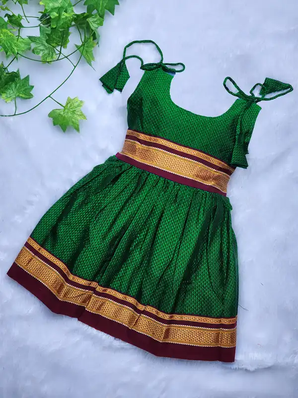green ethnic dress myntra Green Ethnic Dress