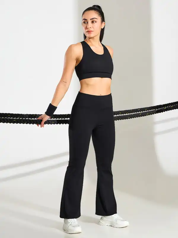 nike boot cut leggings