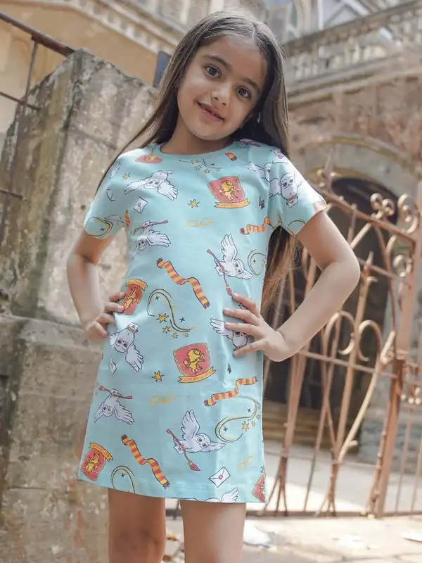harry potter dress Rubies Girls Gryffindor 3-4 Years : Clothing, Shoes & Jewelry No Magical Family Modern Hogwarts Uniform (Girls) |
