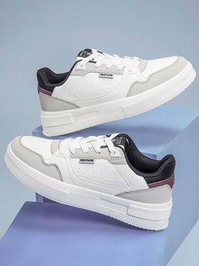 Red Tape Men Solid Lifestyle Sneakers