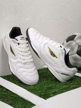 Red Tape Court Crossover Men Football Shoes