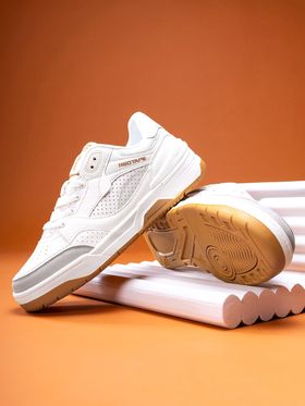 Red Tape Men Textured Mesh Sneakers