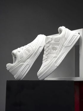 Red Tape RT Nimbus Men Round Toe Memory Foam Sneakers