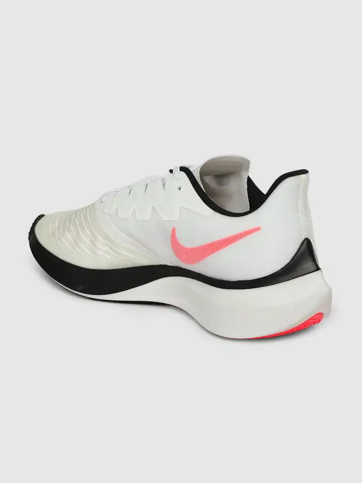 running nike zoom gravity