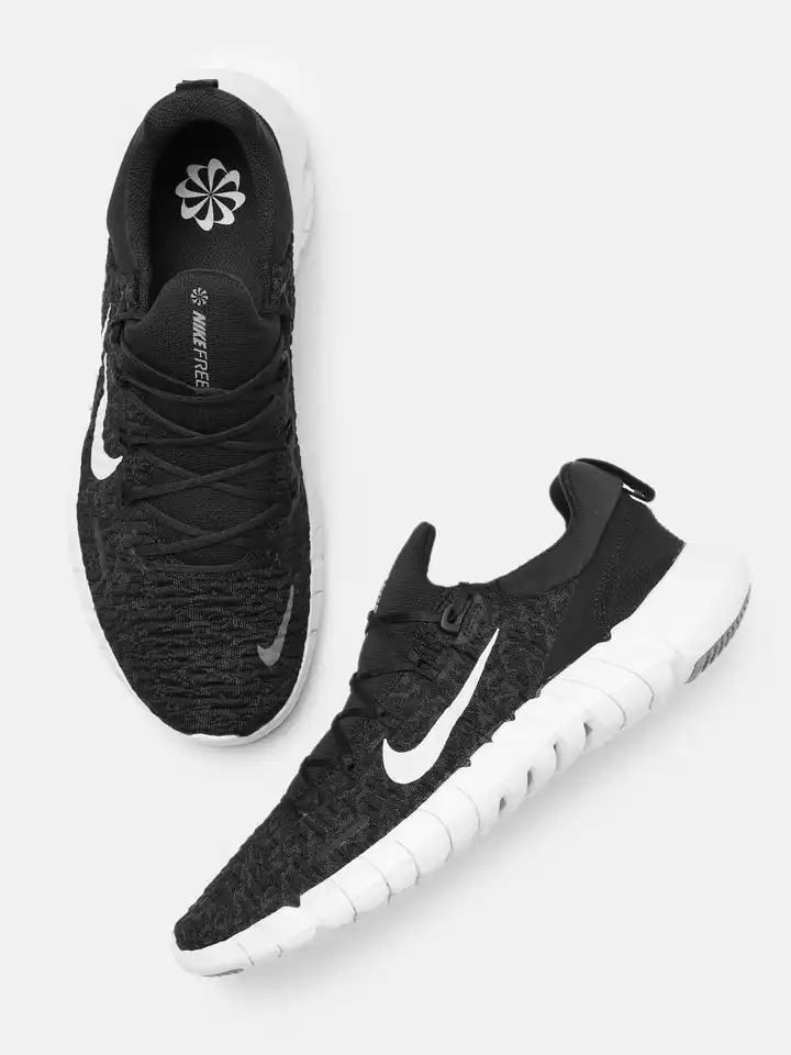 myntra nike shoes 50 off