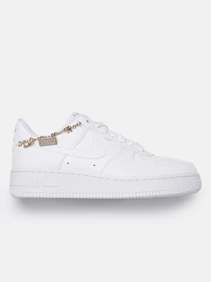 nike trainers with gold chain