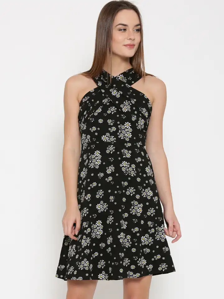Vero Moda Black Floral Fit And Flare Dress Vero Moda Black Cotton Flare Fit  Printed Dress