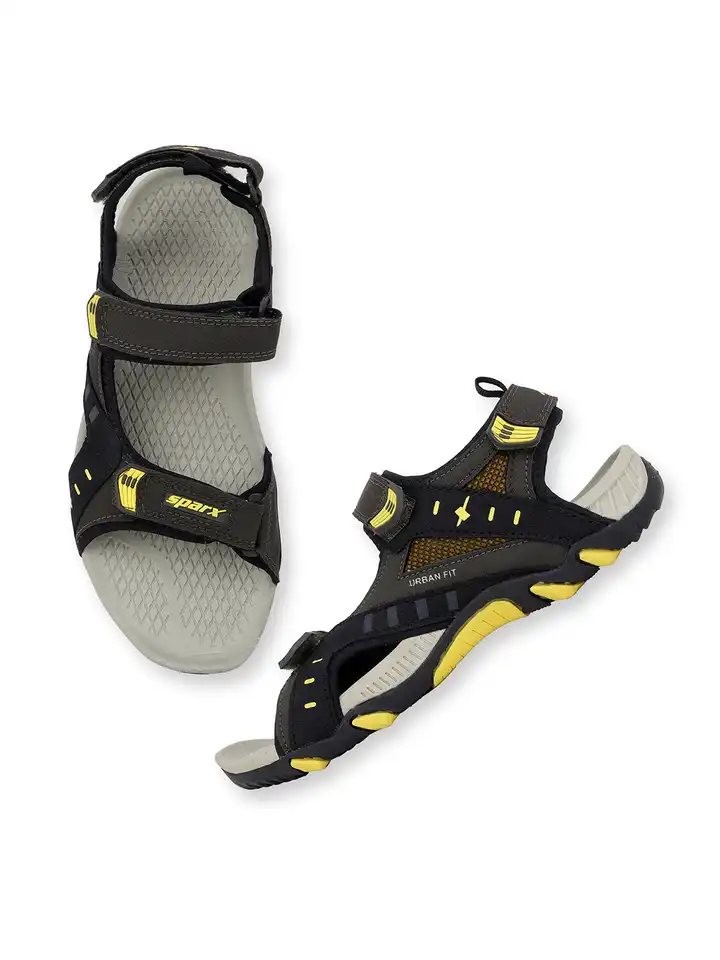 myntra sparx men olive sandals