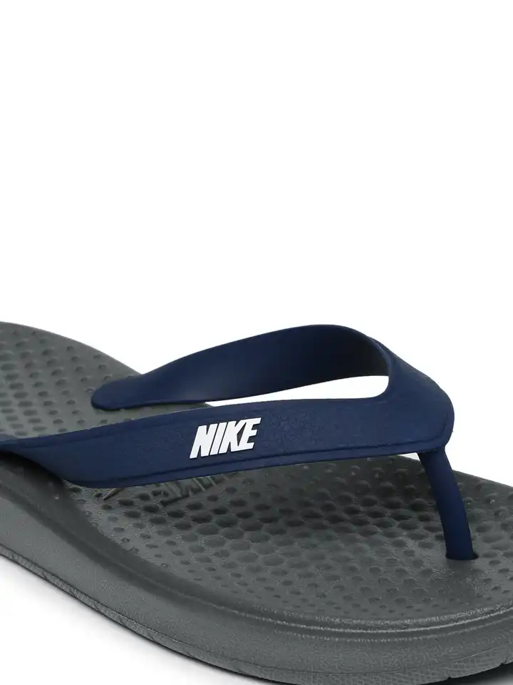 nike solay thong women's