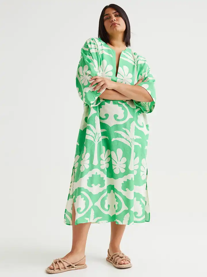 green emerald velvet dress PĪTAU-A-MANAIA KAFTAN DRESS main image 0