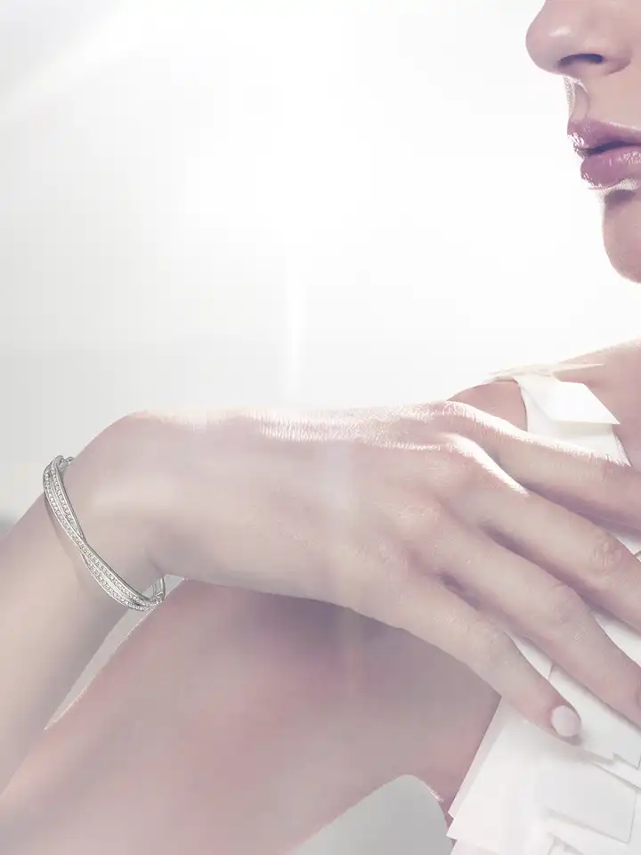 Buy SWAROVSKI Edith Bangle - Bangle for Women 1974526 | Myntra