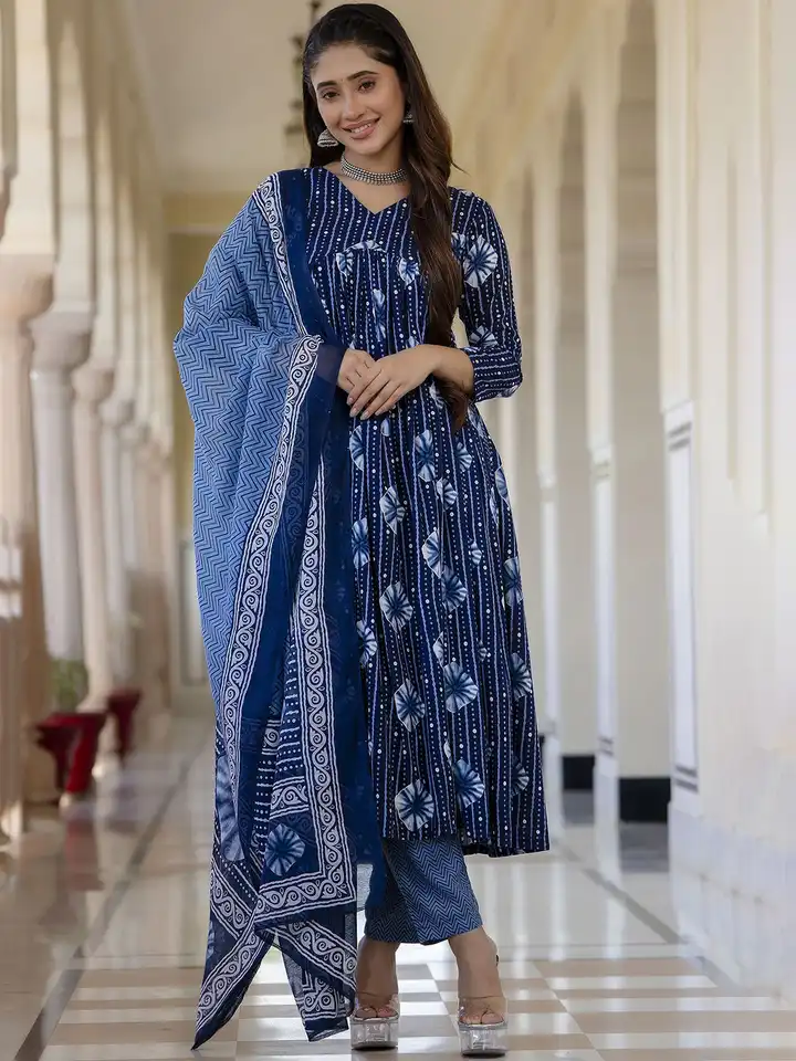 KLOSIA Set Anarkali Kurta E Pantaloni Stampati Con Dupatta - Blu, Rayon, Taglie S-XXL - 4