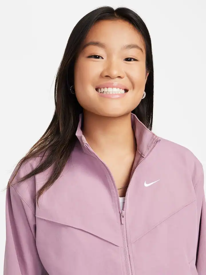 ladies nike lightweight jacket