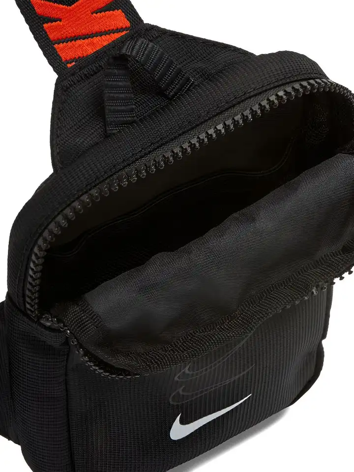 nike essentials hip pack bag